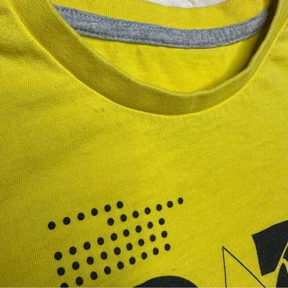 Pokémon T-Shirt Yellow & Black Size 6 - Picture 5 of 16